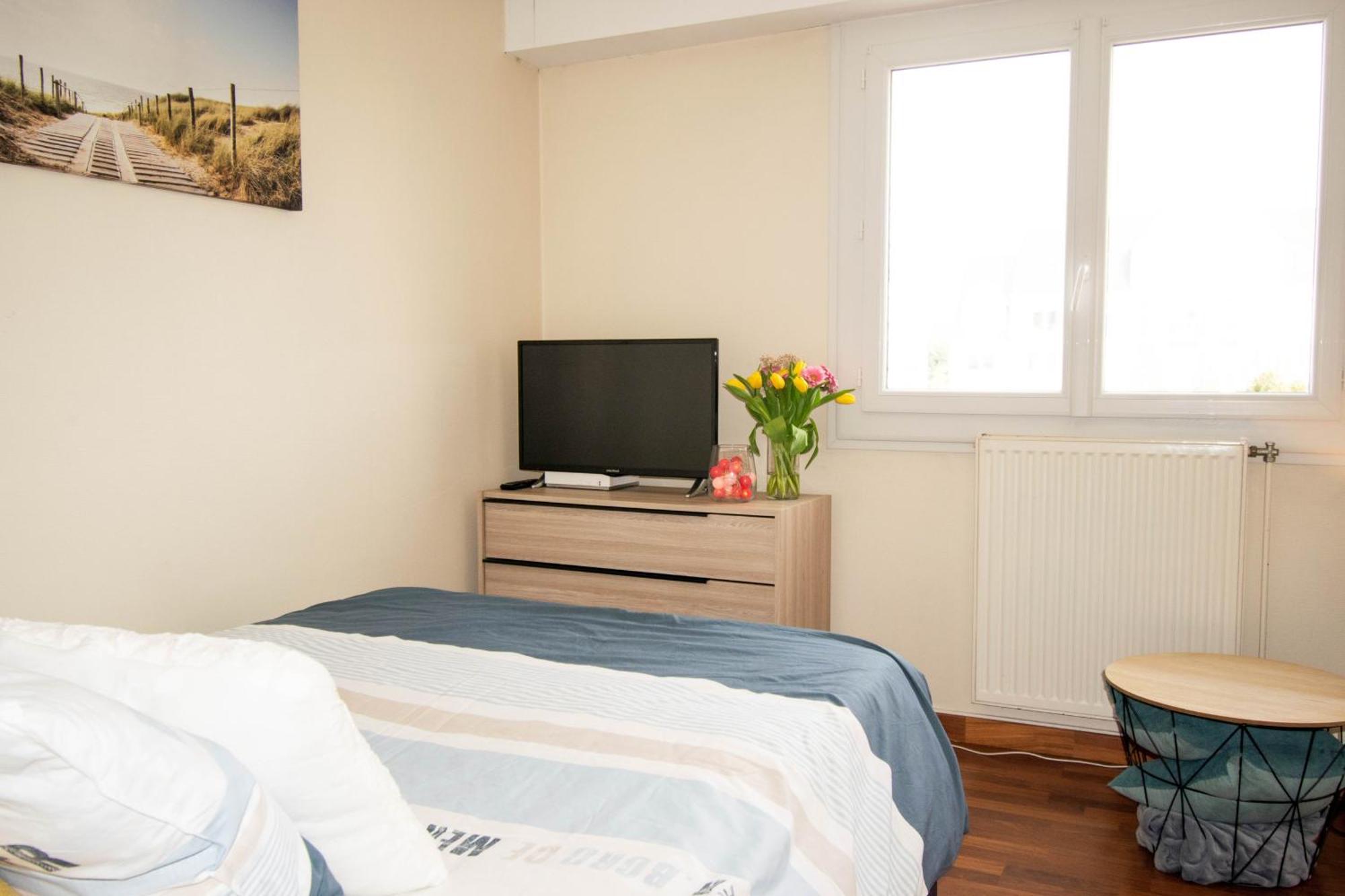 Grand Studio Avec Parking A 10 Minutes Des Plages Lorient Bagian luar foto